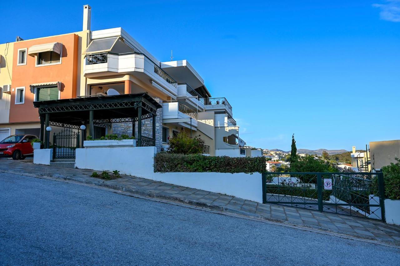 Melrose Maisonette By The Sea *